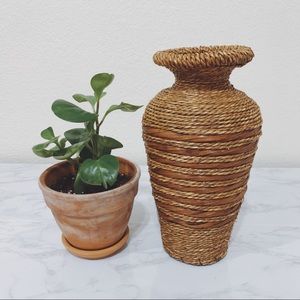 Vtg Woven Straw Vase
